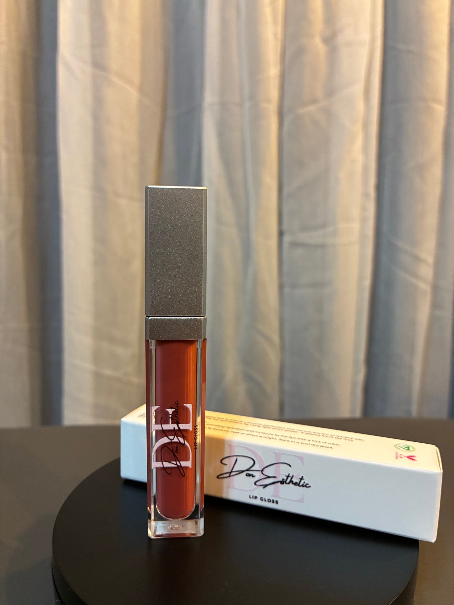 Aura Glow Glosses